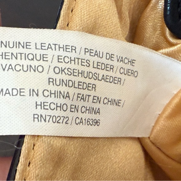 Vintage Liz Clairborne Black Leather Shoulder Bag mirror pockets gold lining - Picture 11 of 16